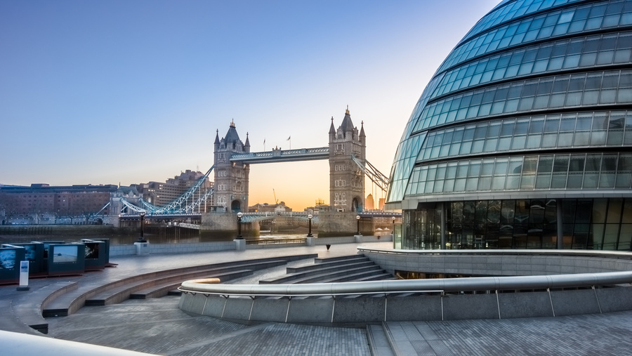 Spotless Expert Cleaning Services in London. View of London Bridge near Government Building. UK